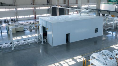 探訪運(yùn)時(shí)通華東超級工廠 1200米工業(yè)4.0生產(chǎn)線，引領(lǐng)床墊智能制造新篇章